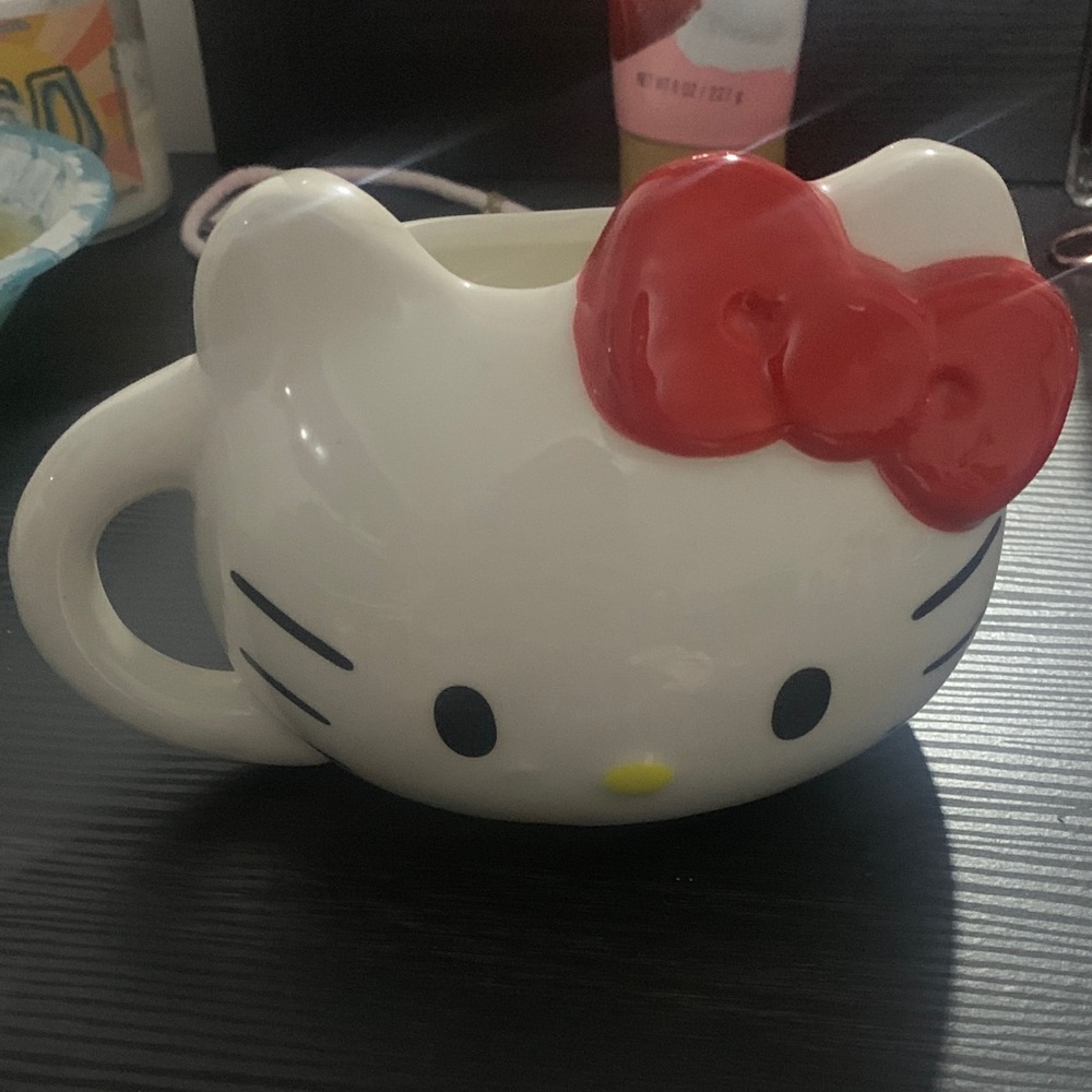 Hello Kitty White Ceramic Mug with Red Bow